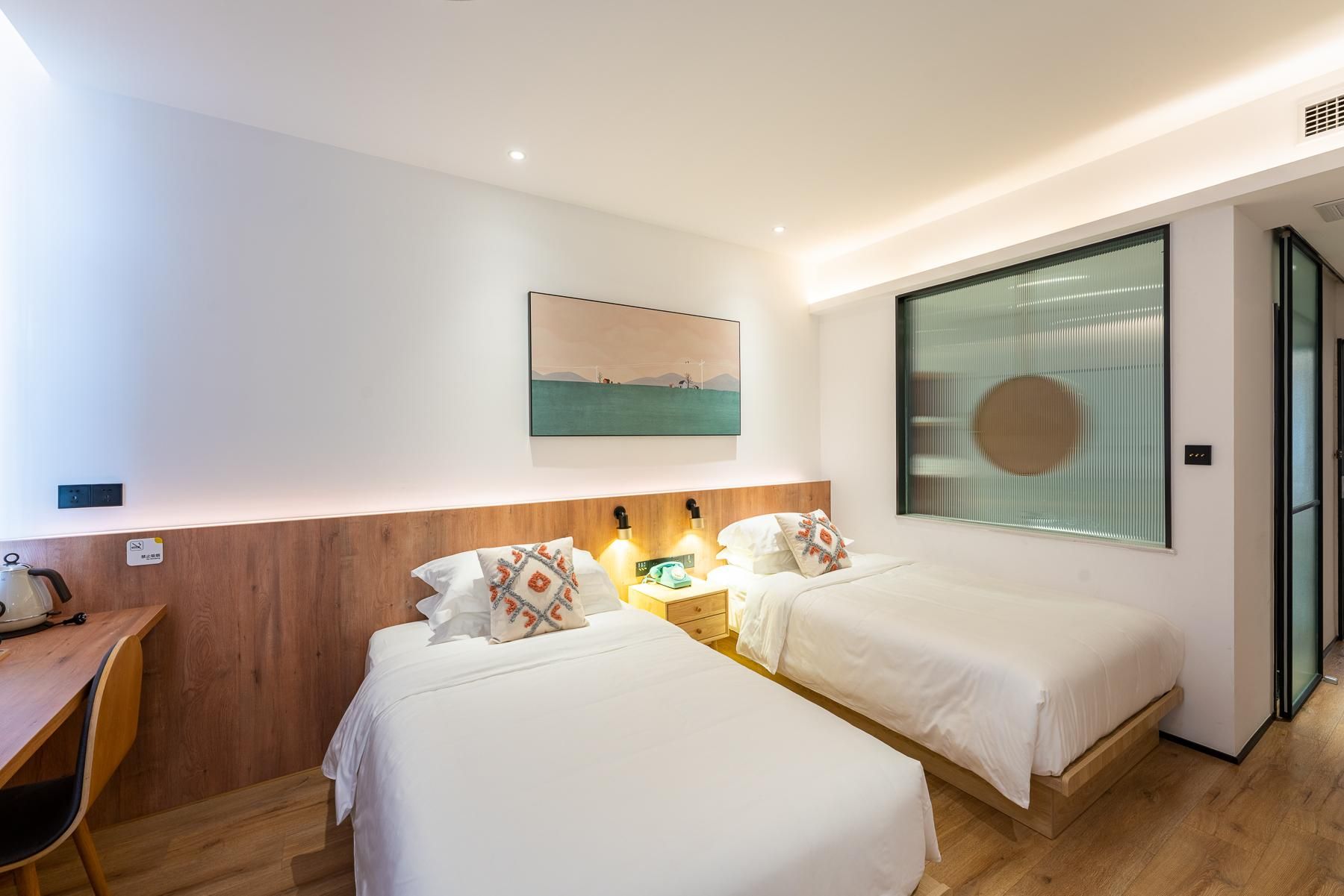 Spacious Twin Room