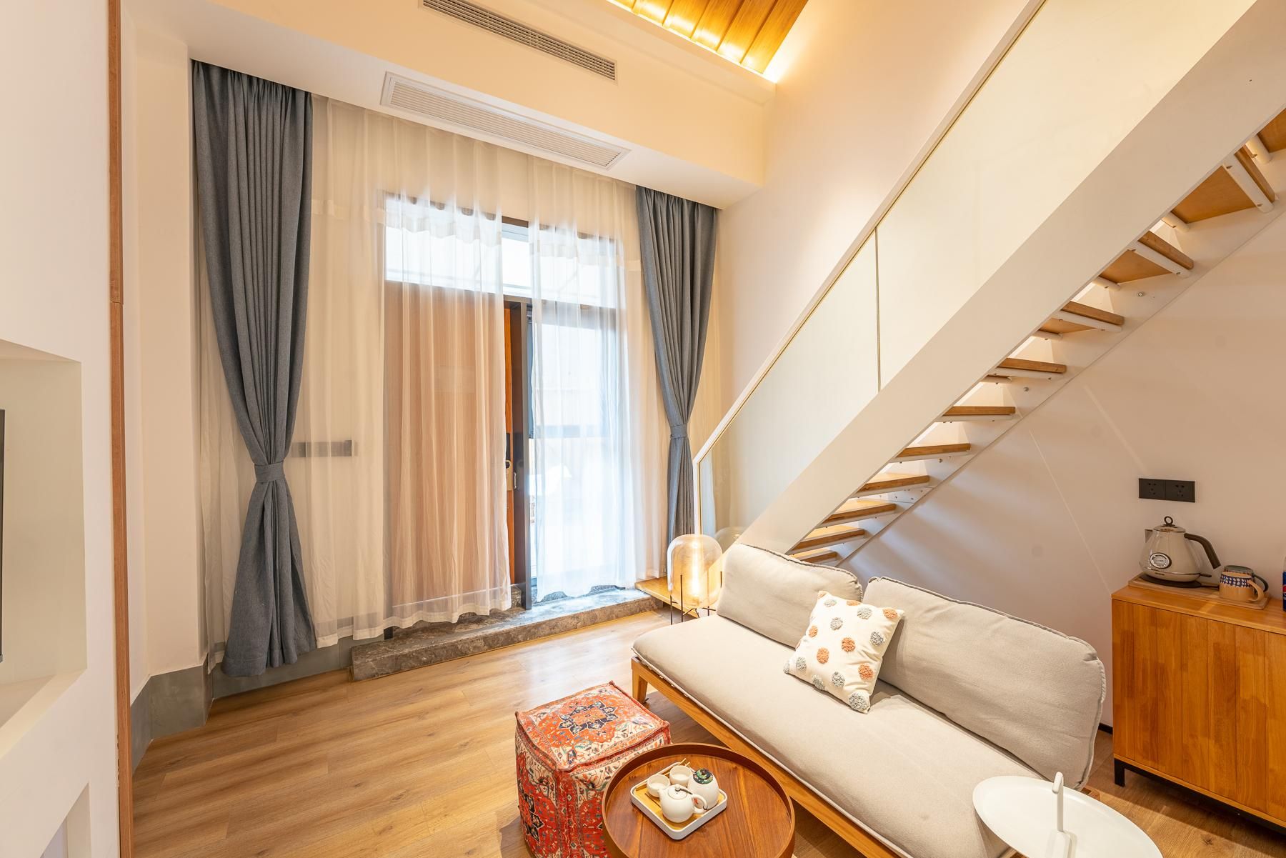 Queen Suite