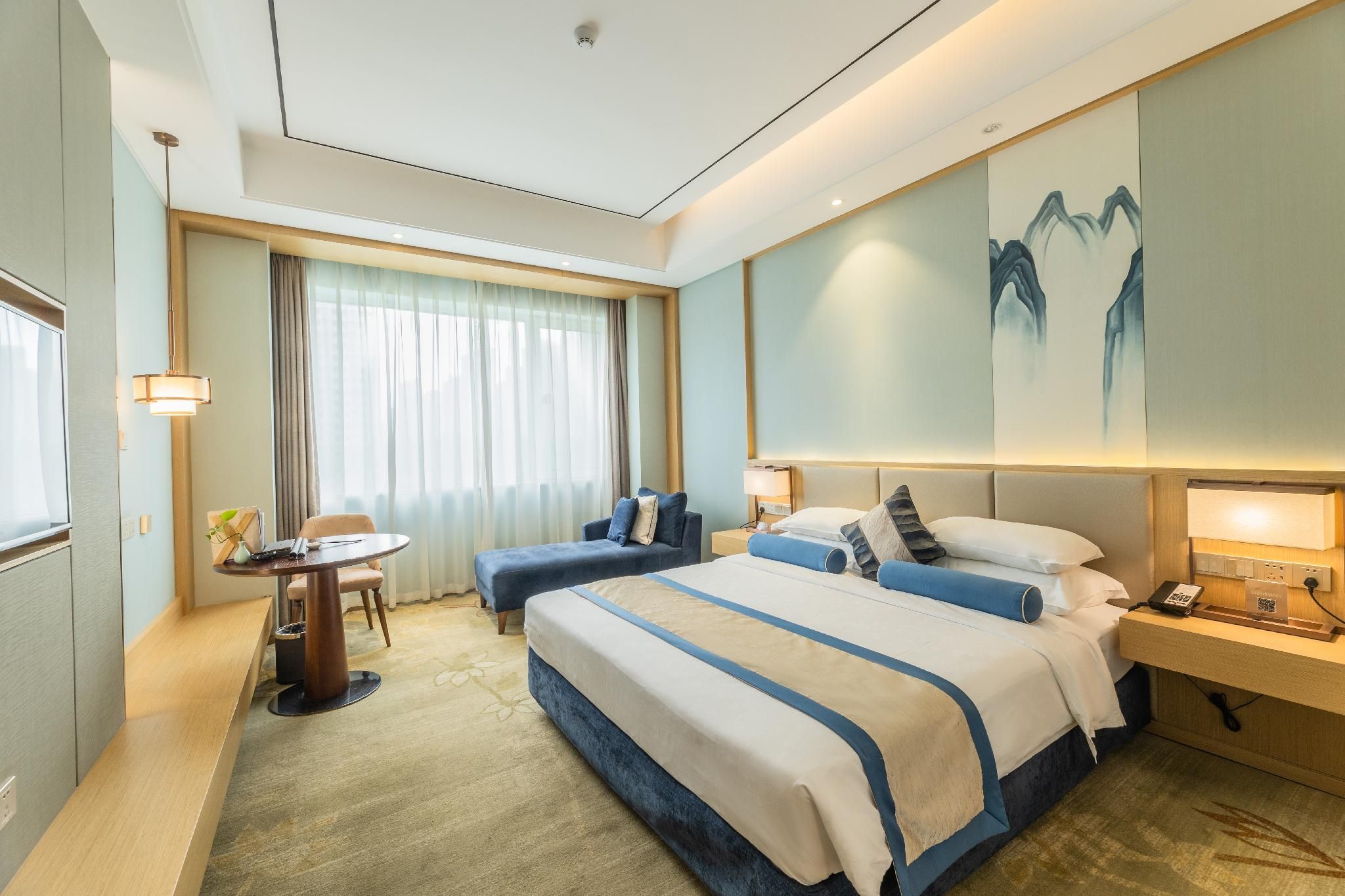 Century Runhua  Hotel 润华世纪酒店（济南西站国际会展中心店） King Suite with Sofa Bed