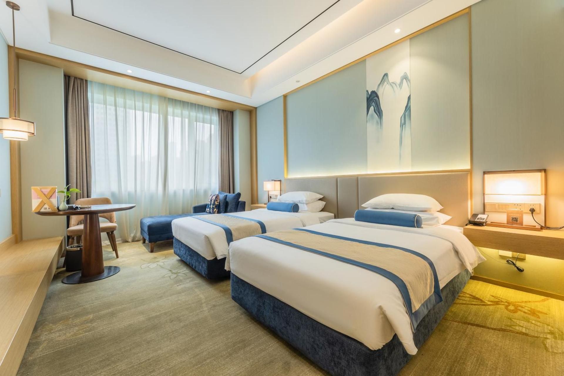 Century Runhua  Hotel 润华世纪酒店（济南西站国际会展中心店） Superior Twin Room