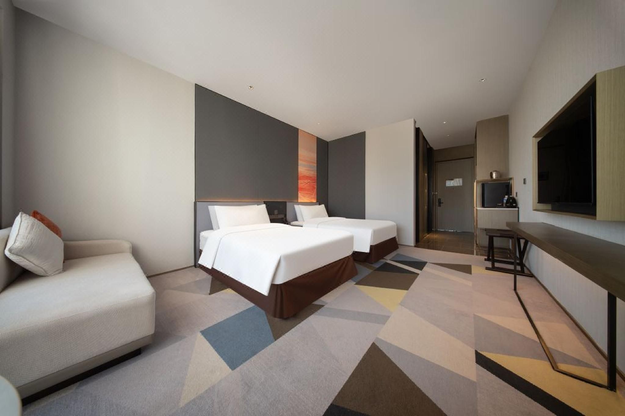 Deluxe Plus Twin Room