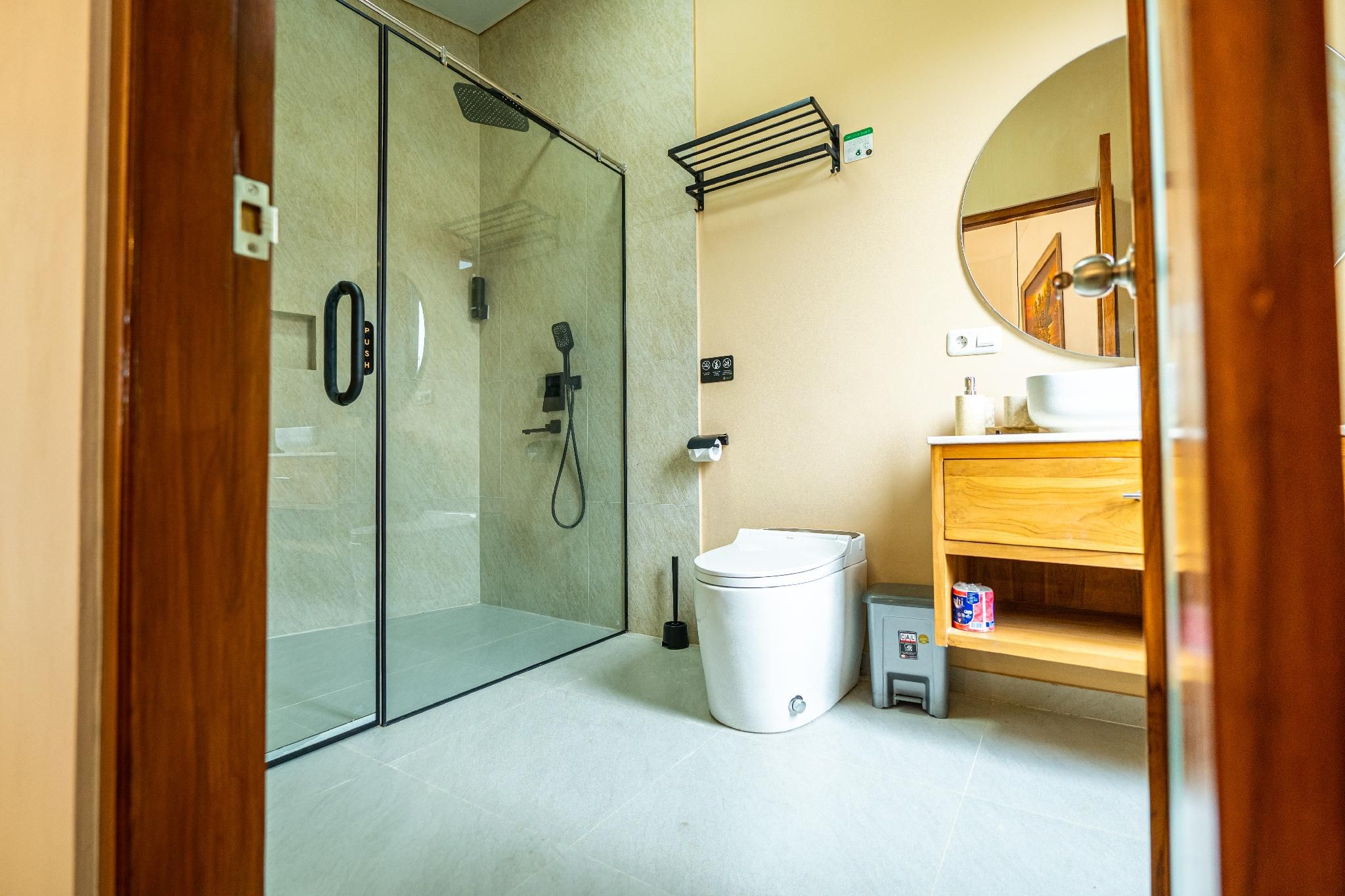 Lemon Tree Hotel Bali Budget Twin 3