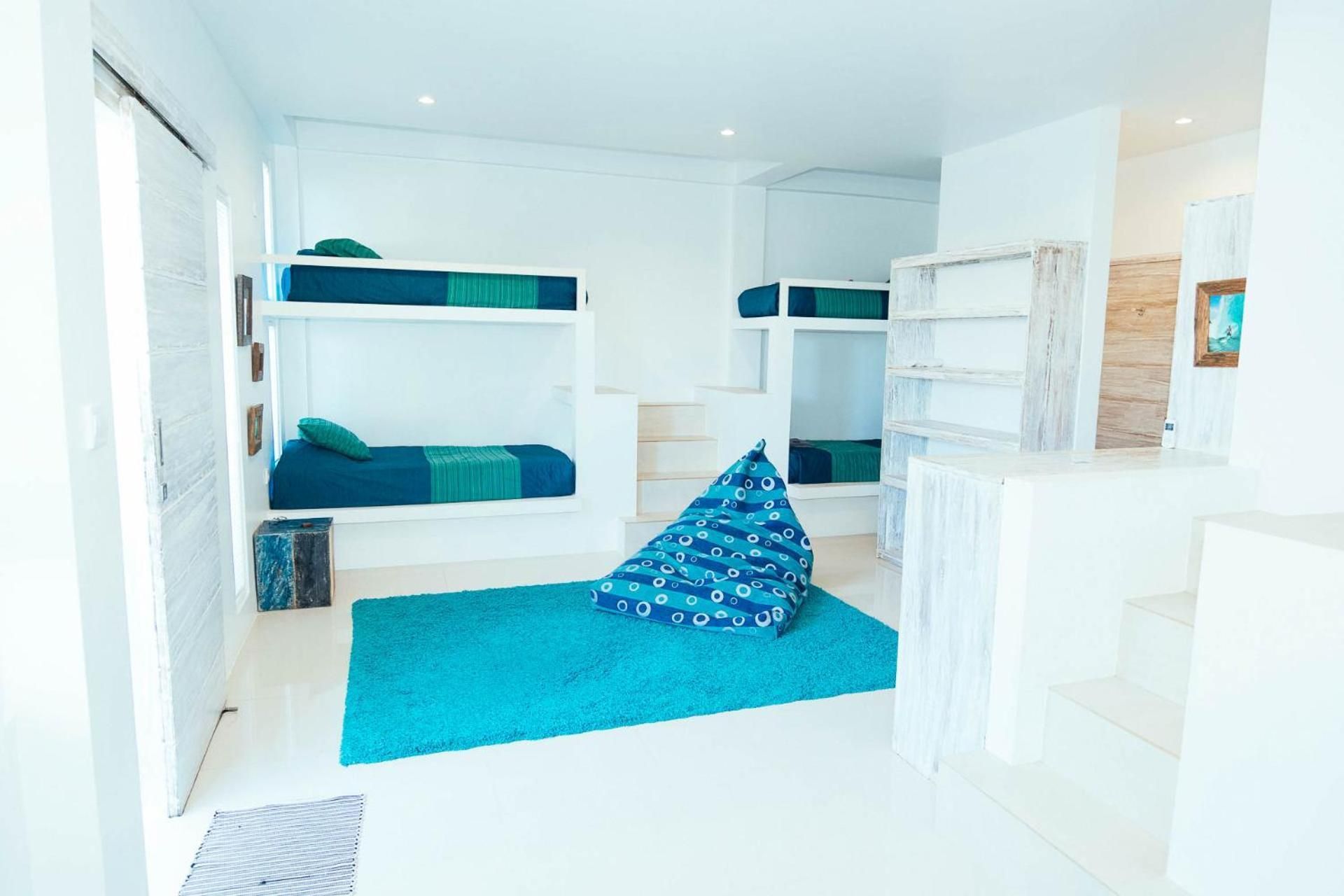 6-Bed Mixed Dormitory Room