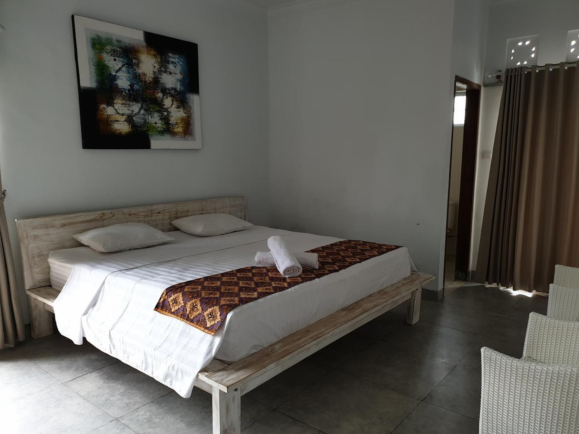 Standard King Room