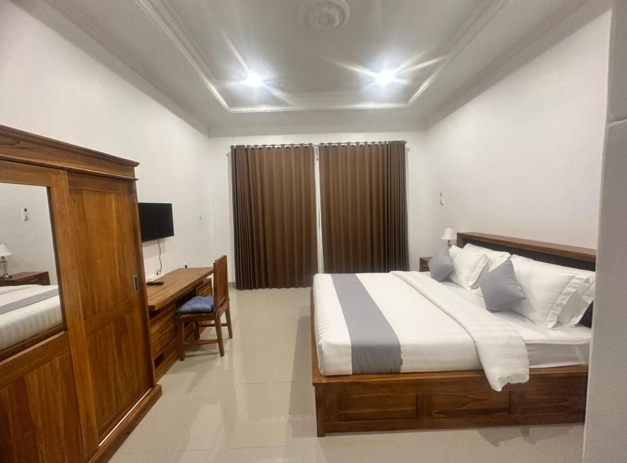 Double Room with Balcony and Sea View