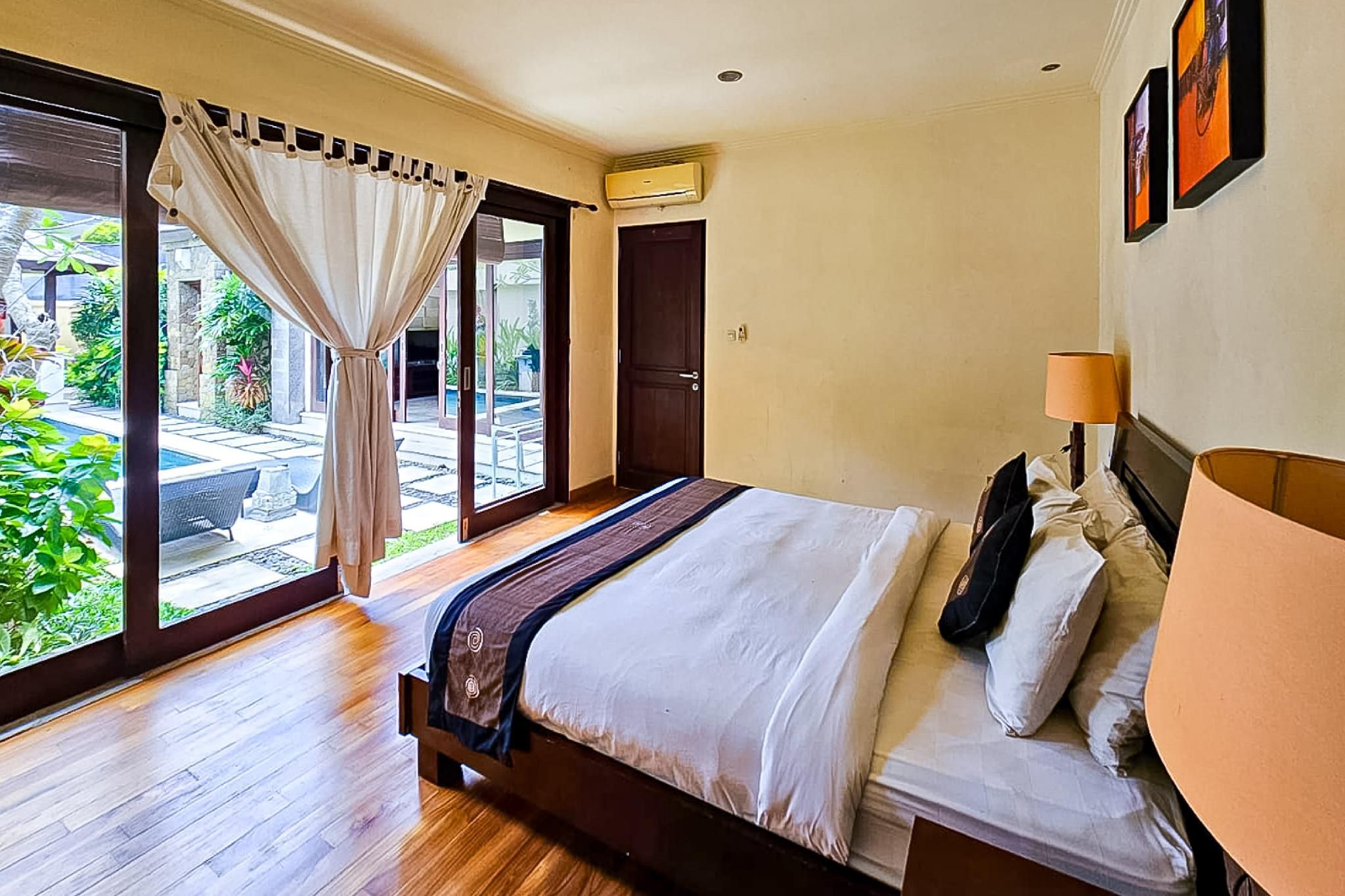 2 Bedroom