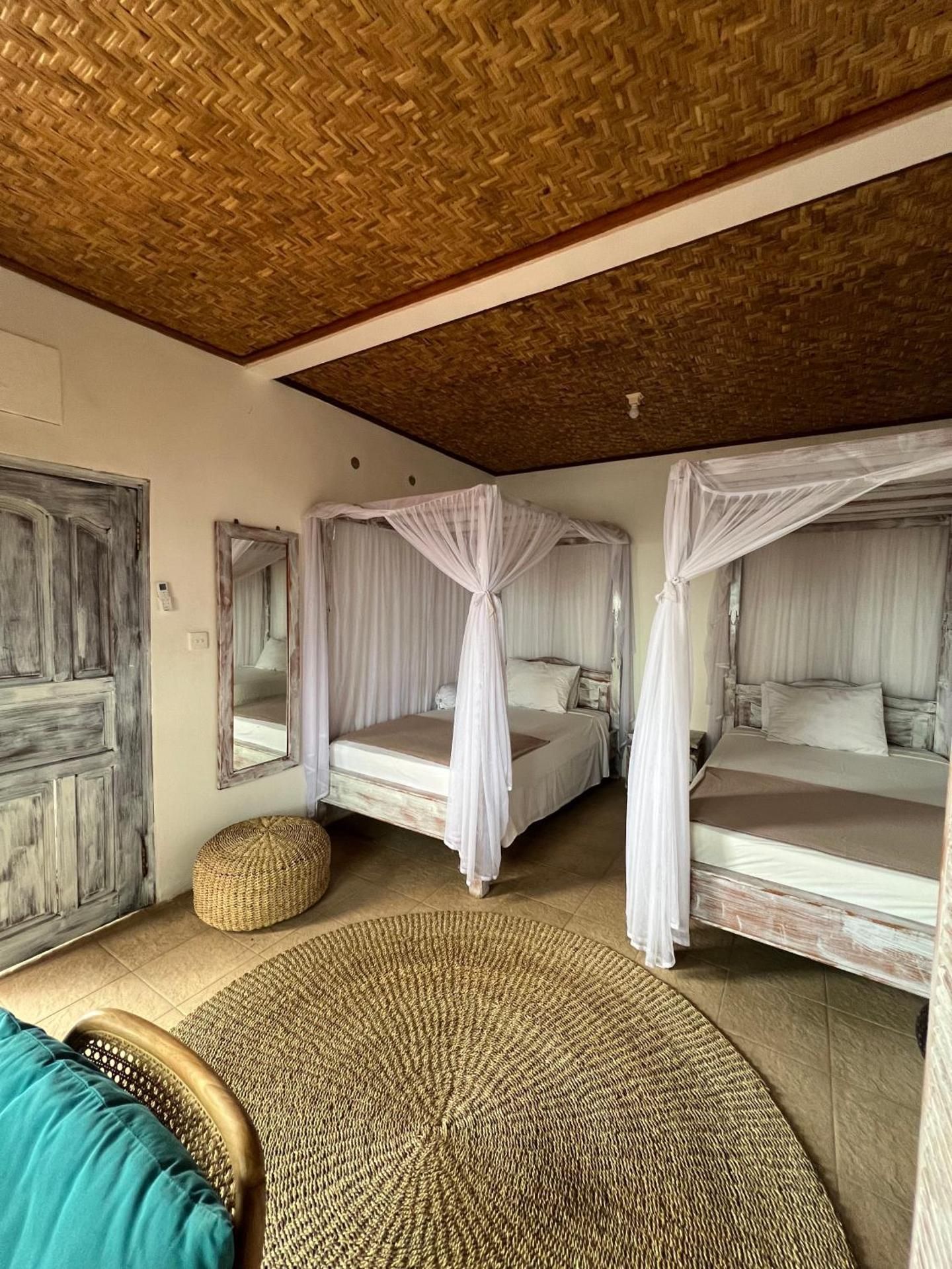 Twin Room with Shared Bathroom
