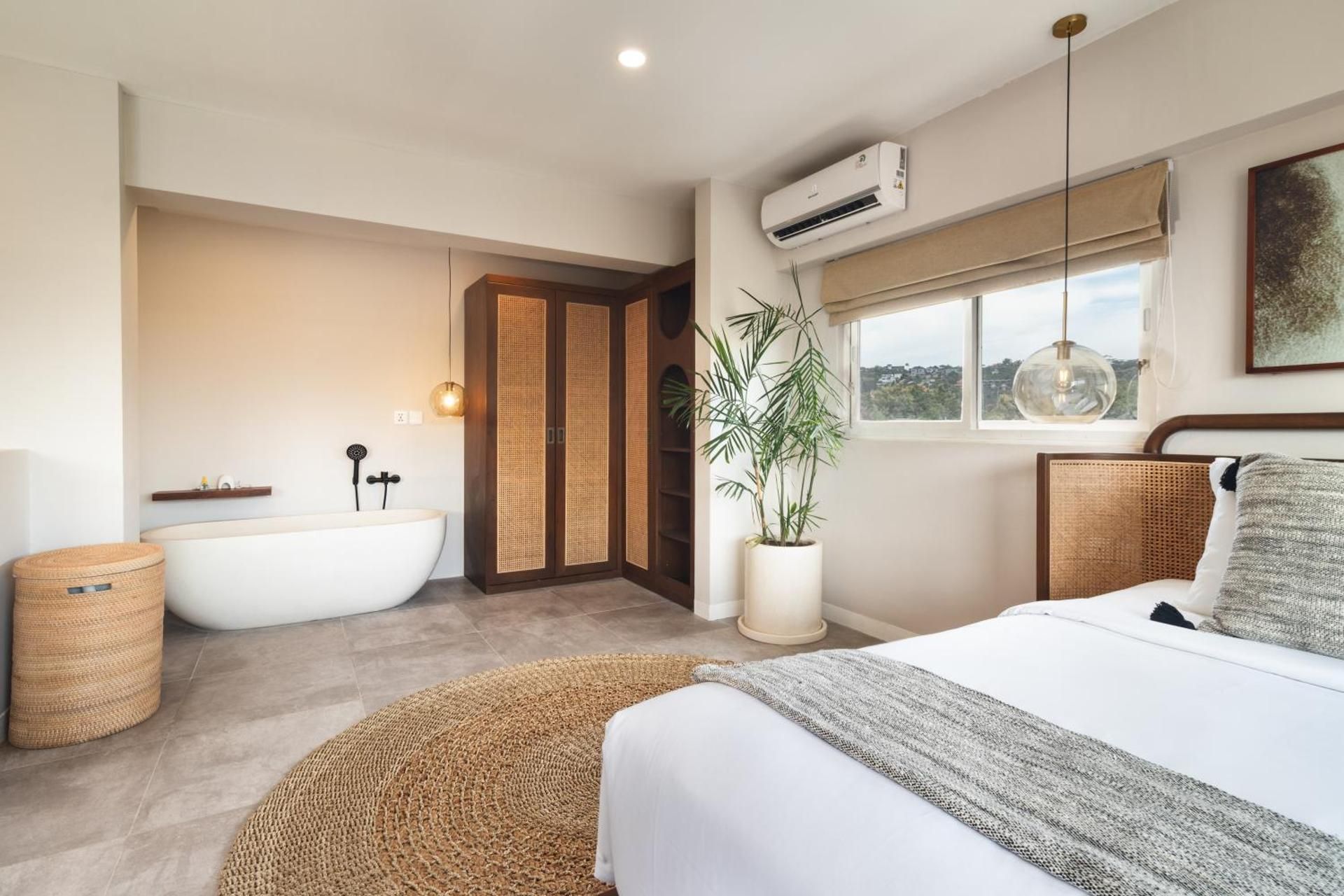 One-Bedroom Deluxe Apartment