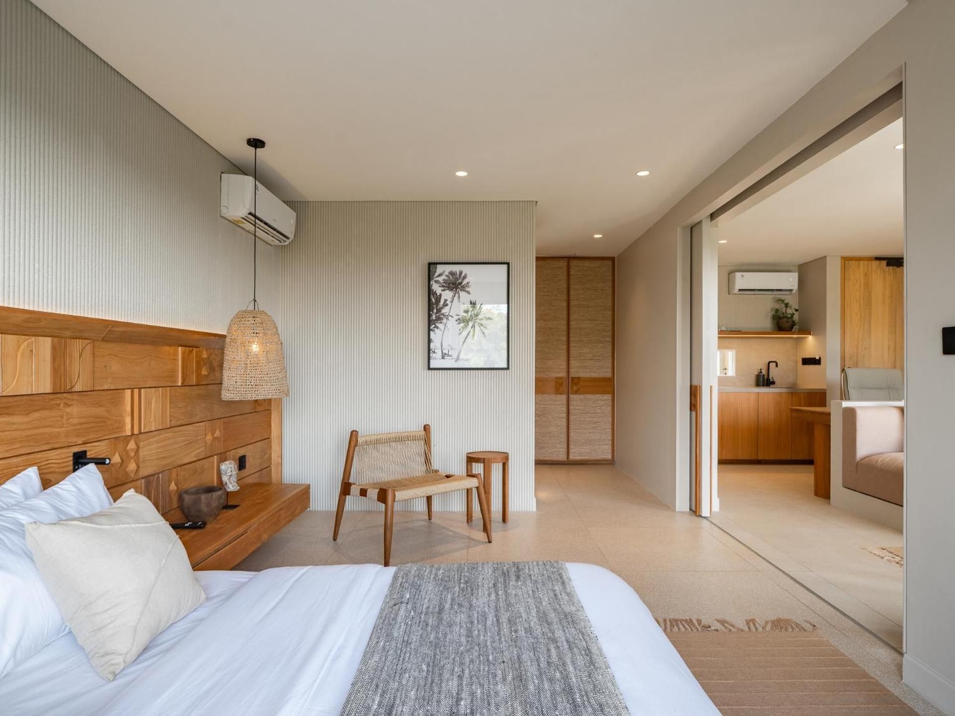 Suite with Garden View