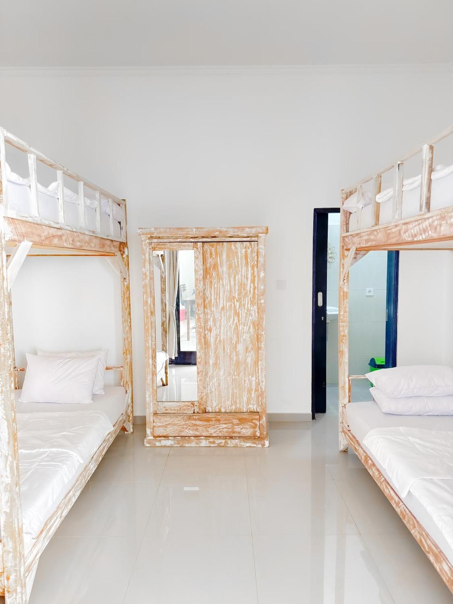 Bed in 4-Bed Mixed Dormitory Room