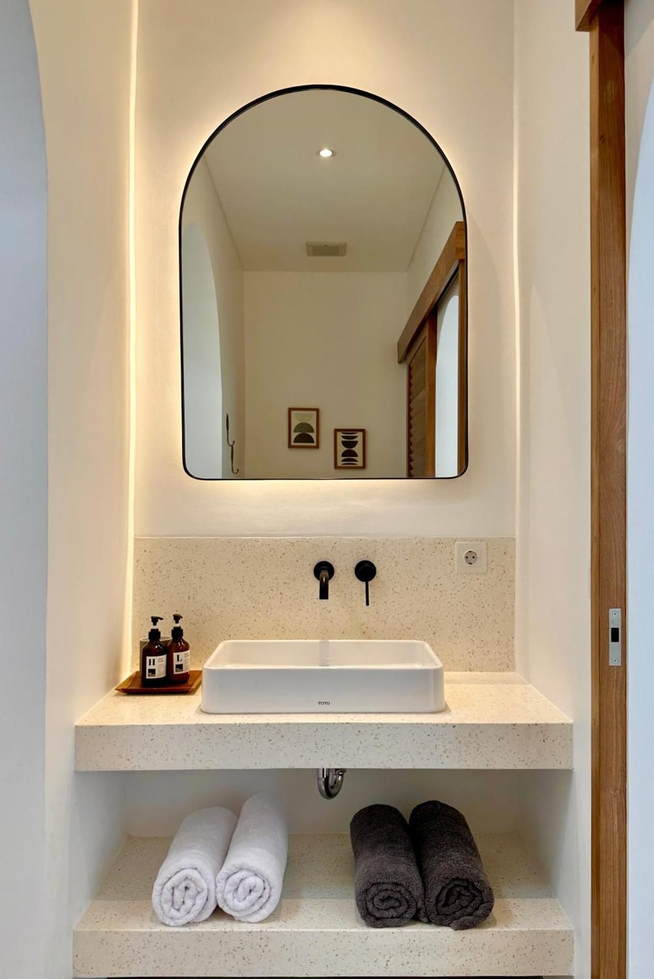 One-Bedroom Villa