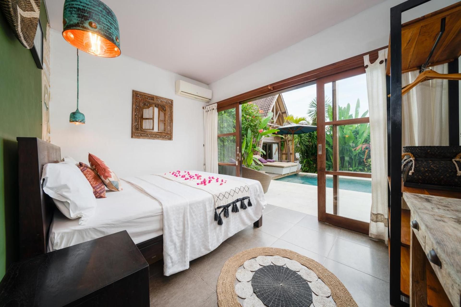 Double Room with Pool View