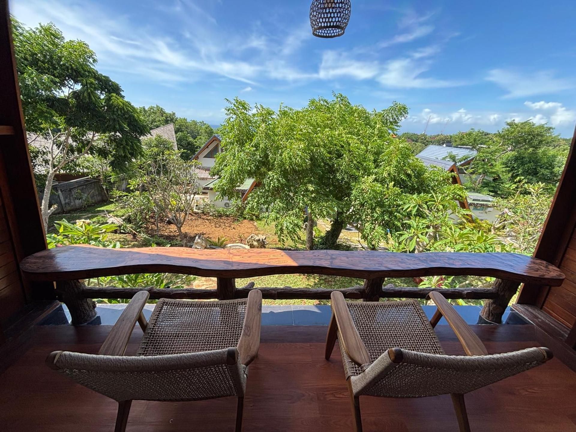 Deluxe Double Room with Balcony and Sea View