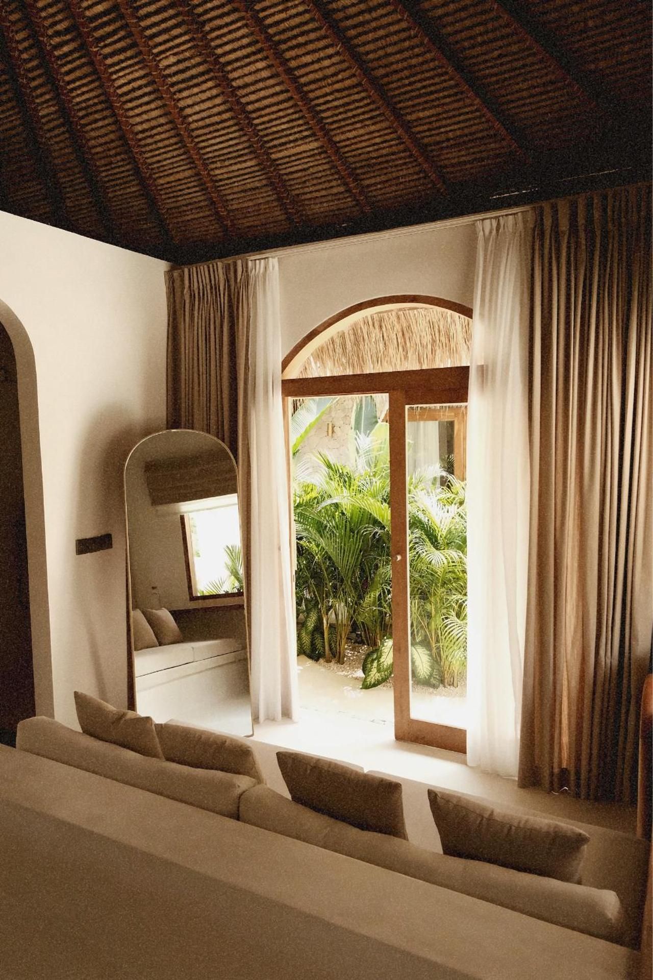 Bungalow with Garden View