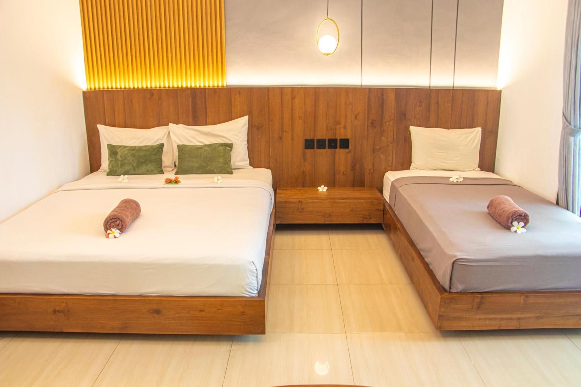 Deluxe Double Room with Extra Bed