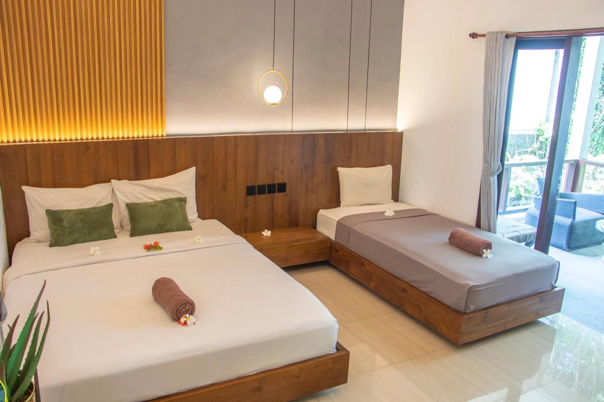Deluxe Double Room with Extra Bed