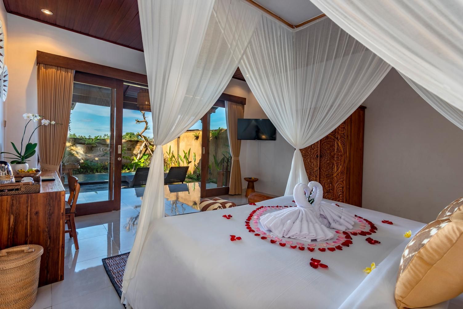 Deluxe Pool Villa