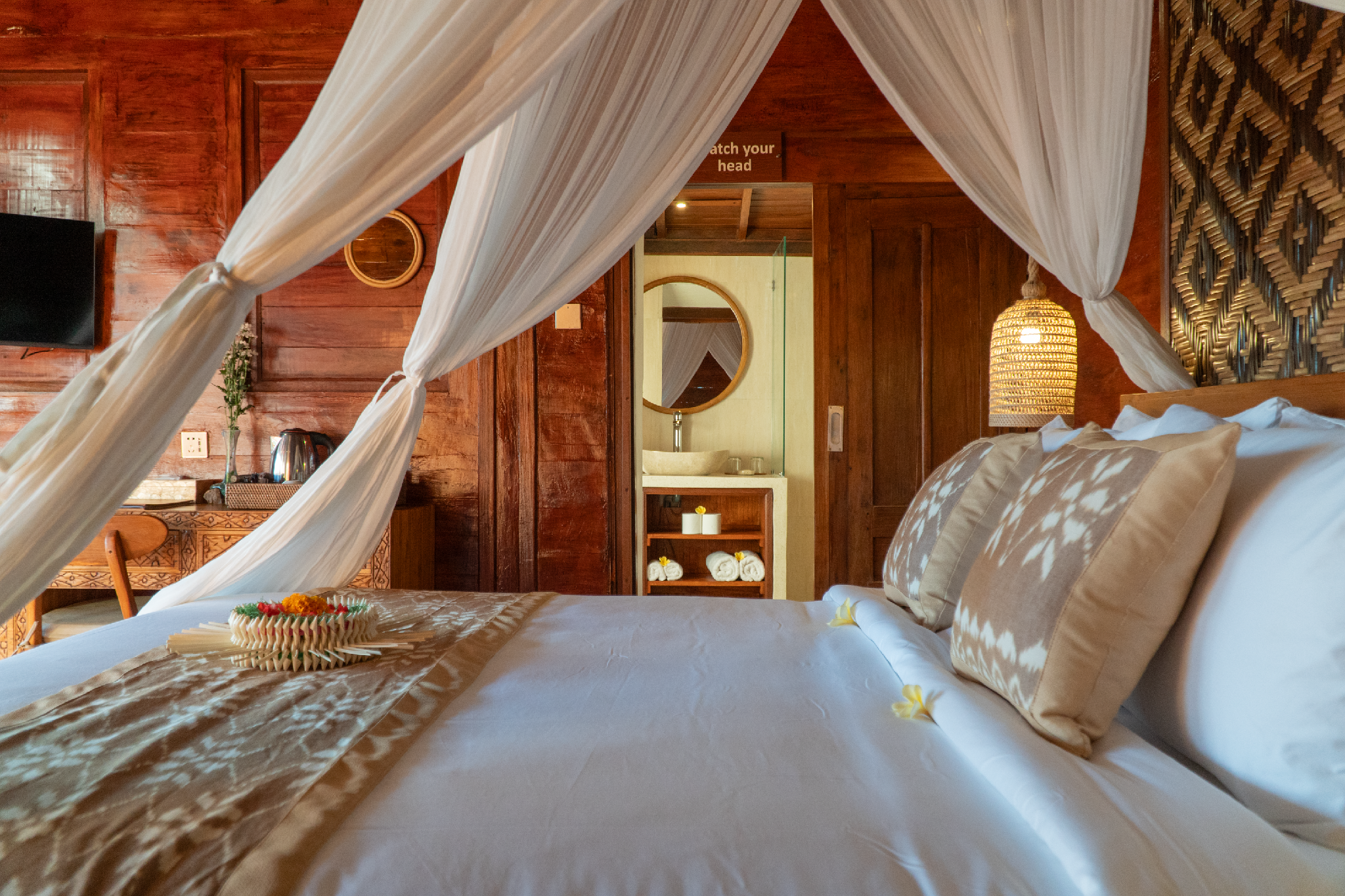 Superior - 1 King Bed