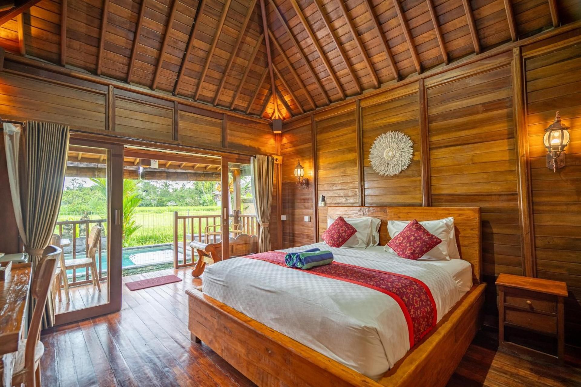 One Bedroom Private Pool Villa with Rice Field View Mengkru