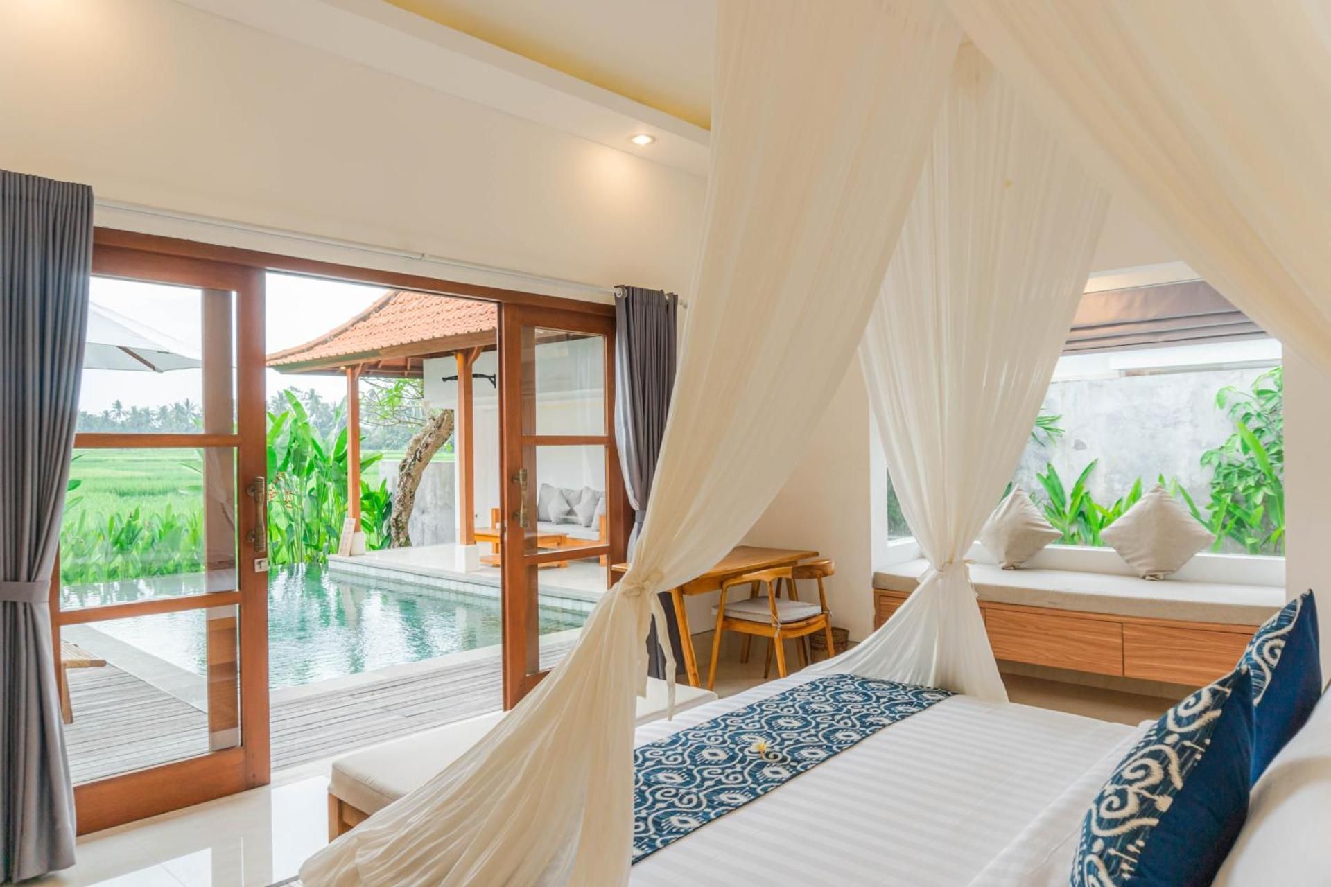 Kemawan Luxury Villas Three Bedroom Private Pool Ricefields View