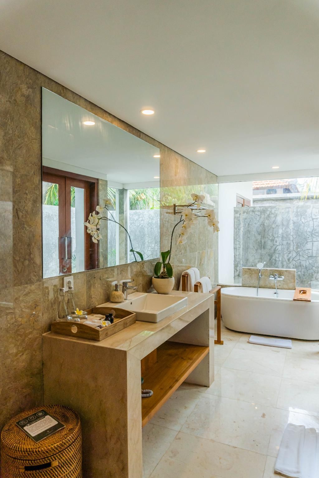 Kemawan Luxury Villas 2 Bedroom Private Pool Villa with Ricefield View 3