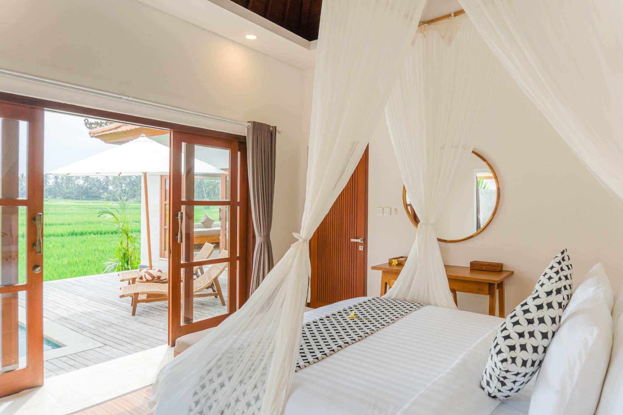 Kemawan Luxury Villas 2 Bedroom Private Pool Villa with Ricefield View