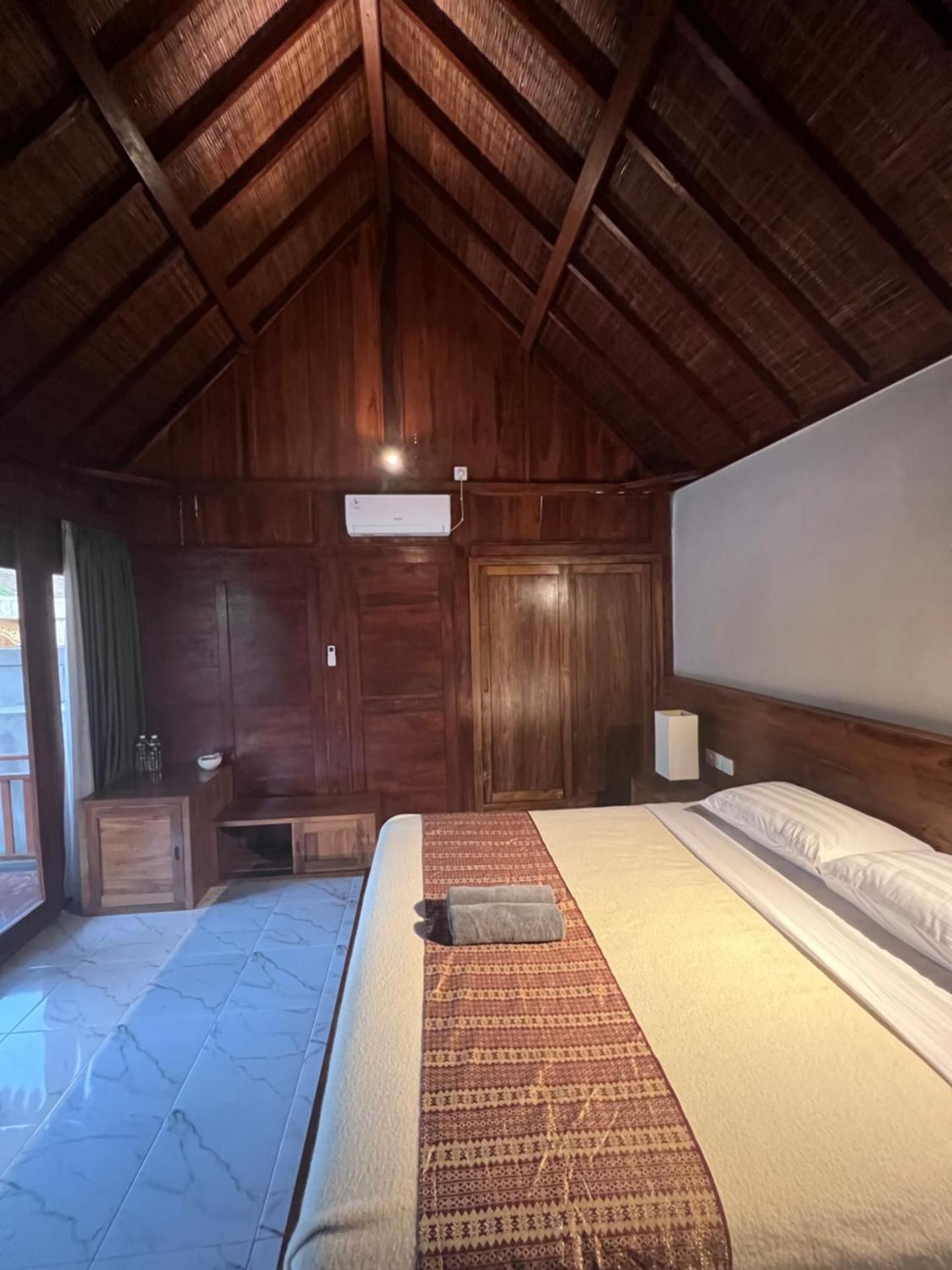 One-Bedroom Villa