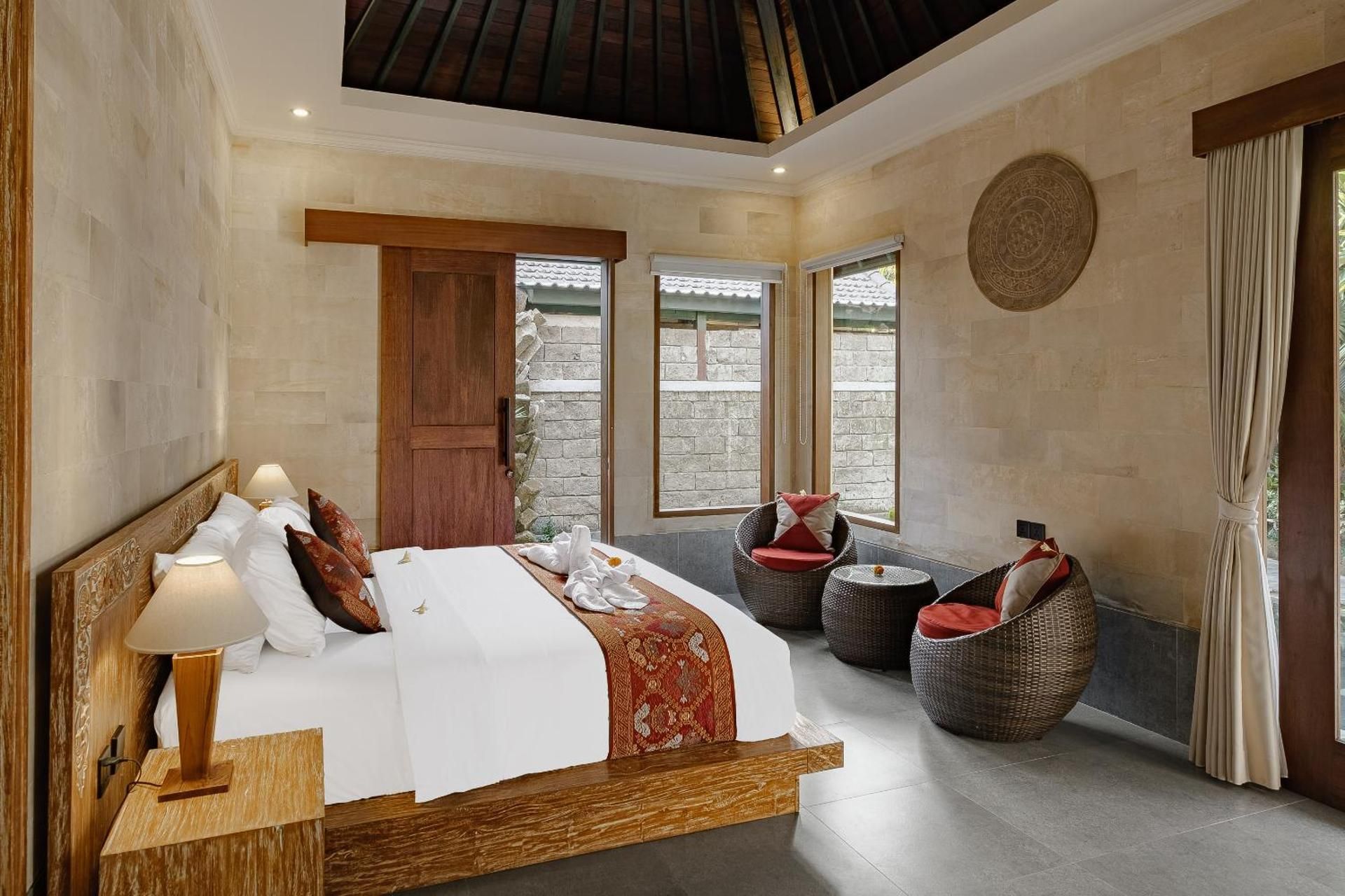 One-Bedroom Villa with Pool view