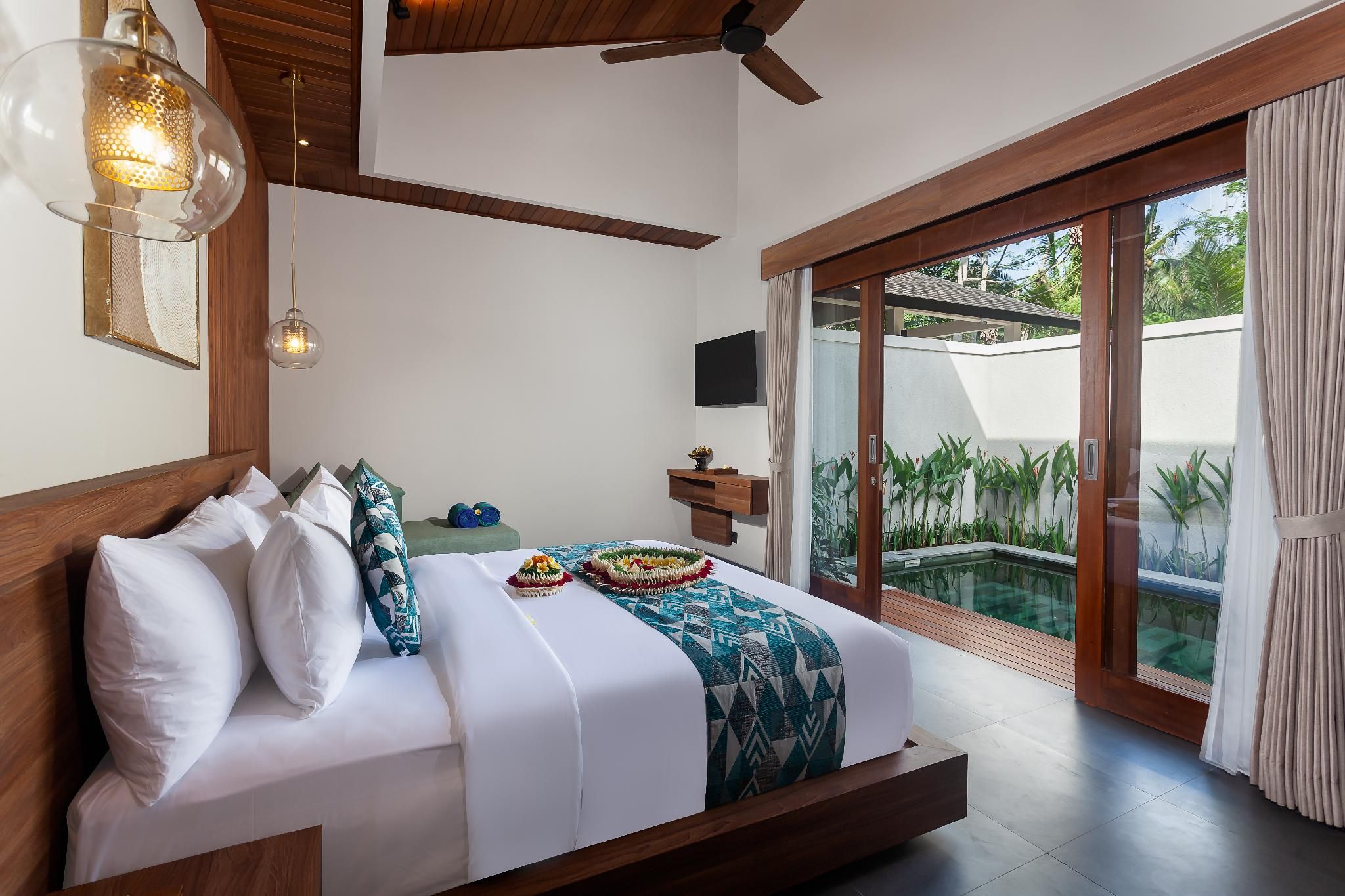 Deluxe Villa with Free Daily Afternoon Tea
