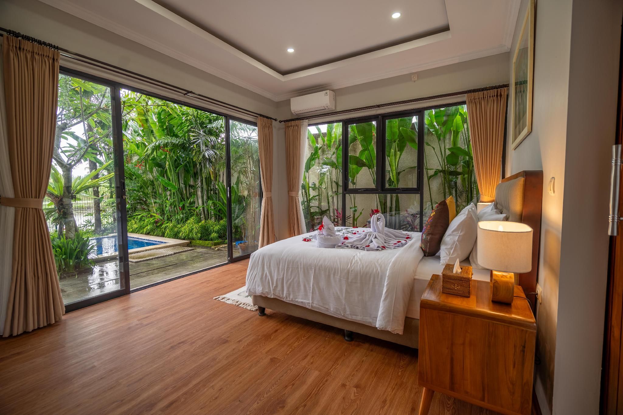 Rice Field View Family Villa