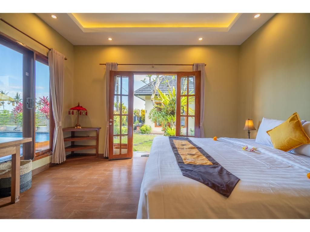 Rice Field View Family Villa