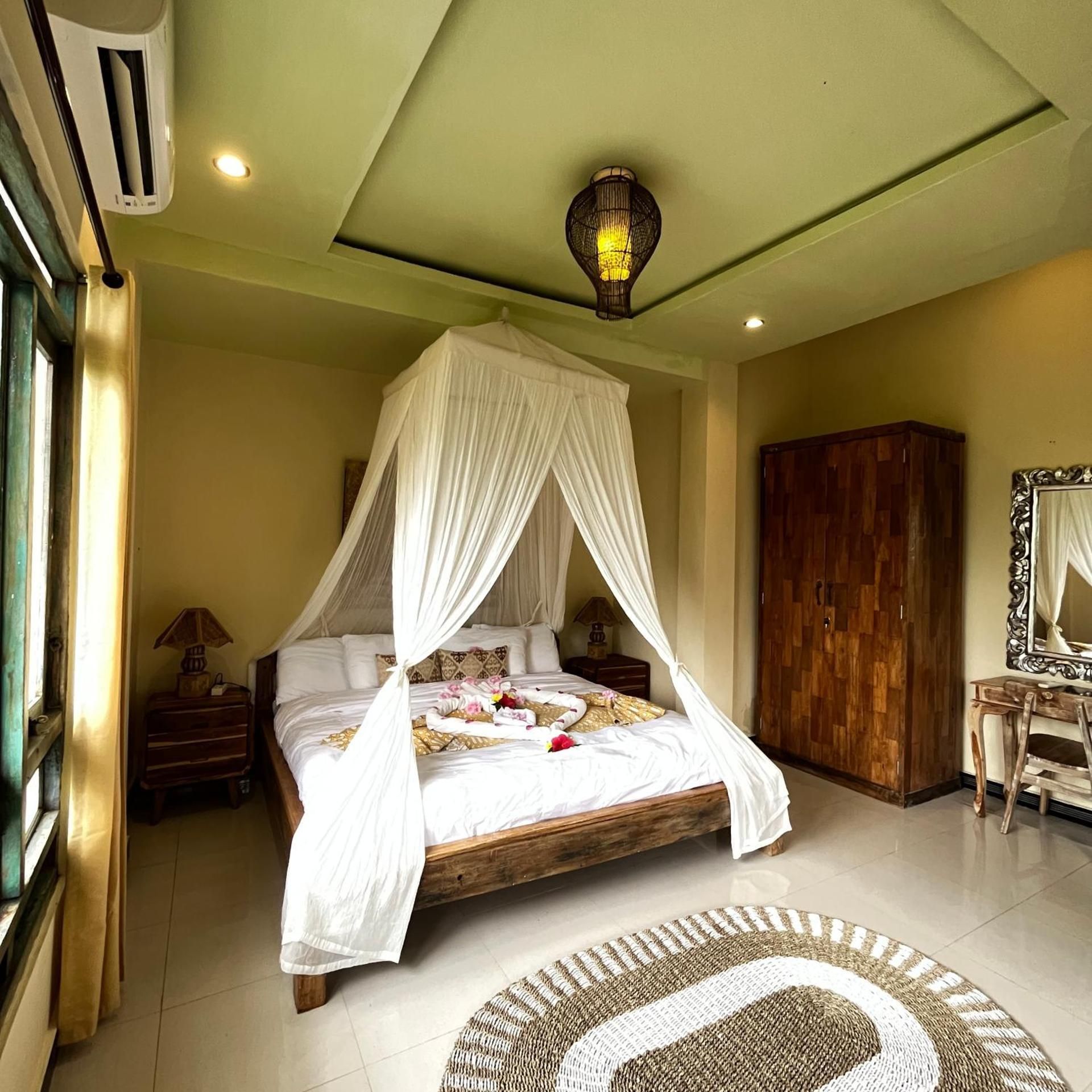 Deluxe Villa
