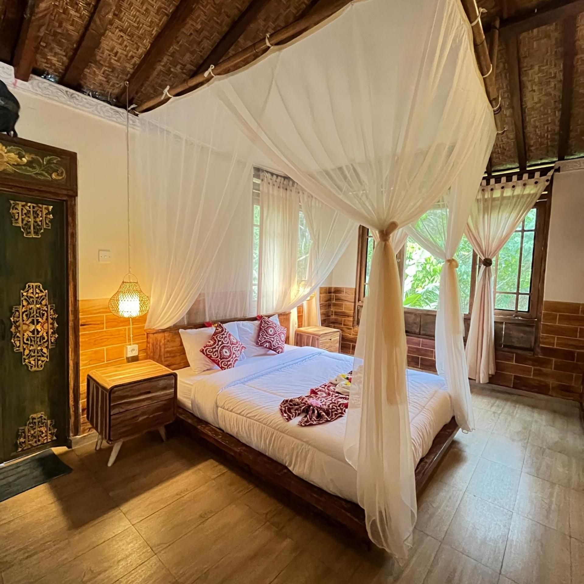 Villa with Pool Access
