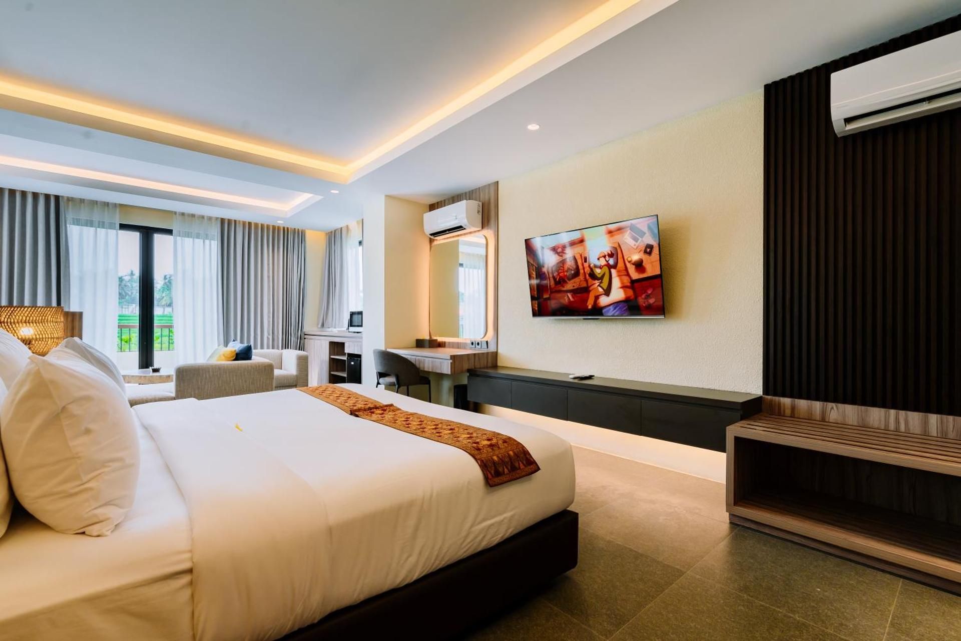 Suite with Balcony