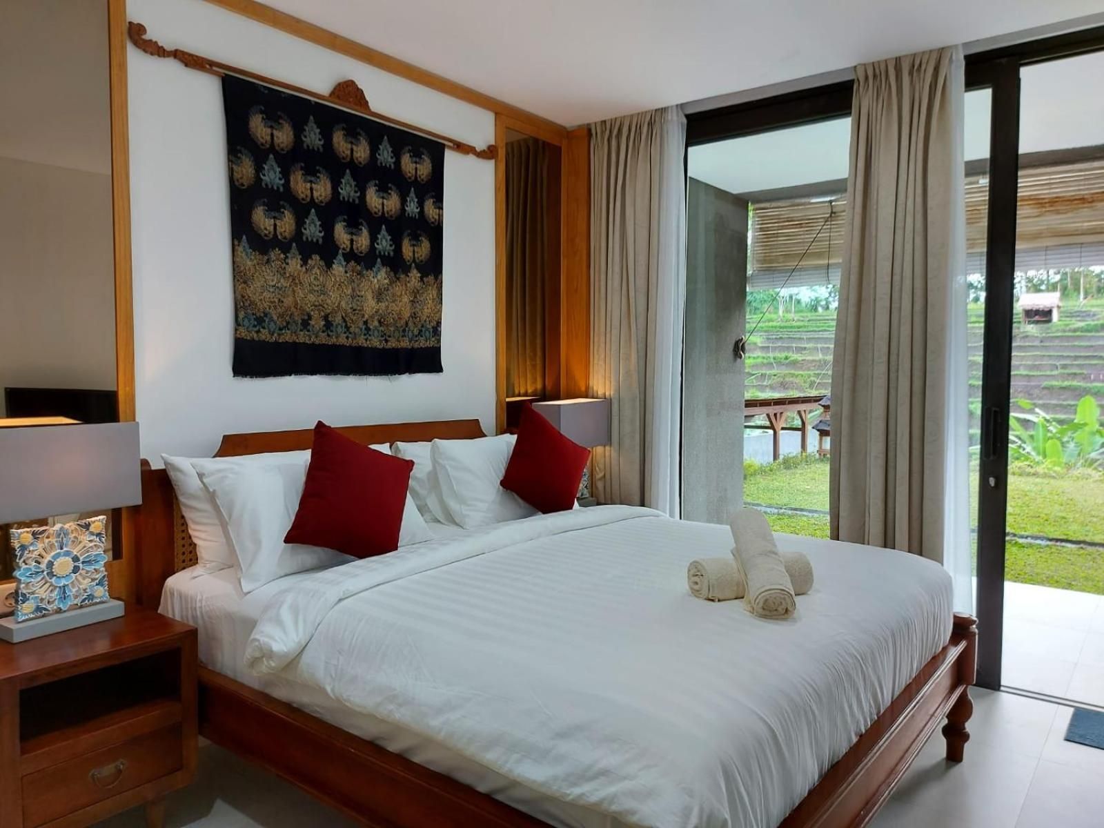 King Room with Garden View