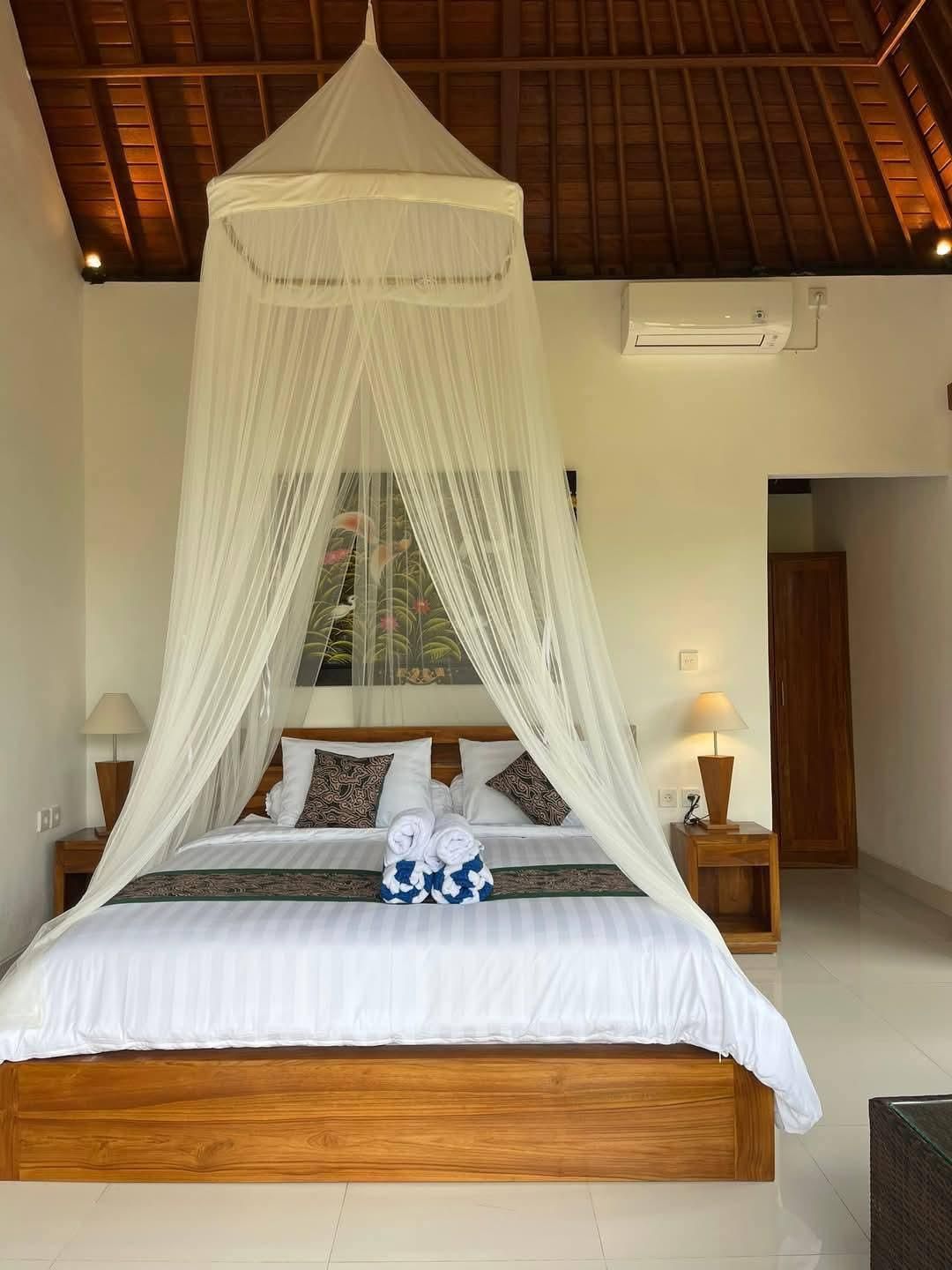  Premium Deluxe Pool Corner King Room