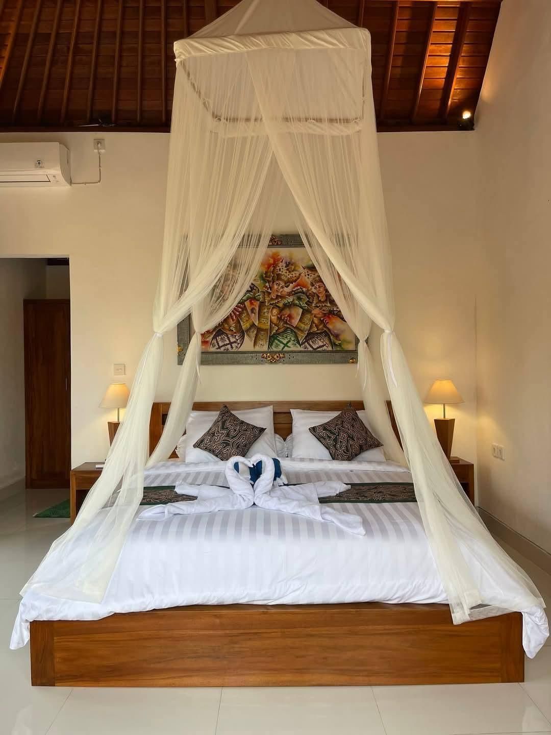  Premium Deluxe Pool Corner King Room