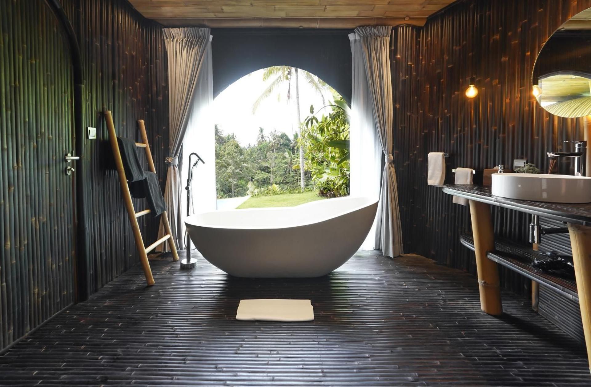 Deluxe Pool Villa