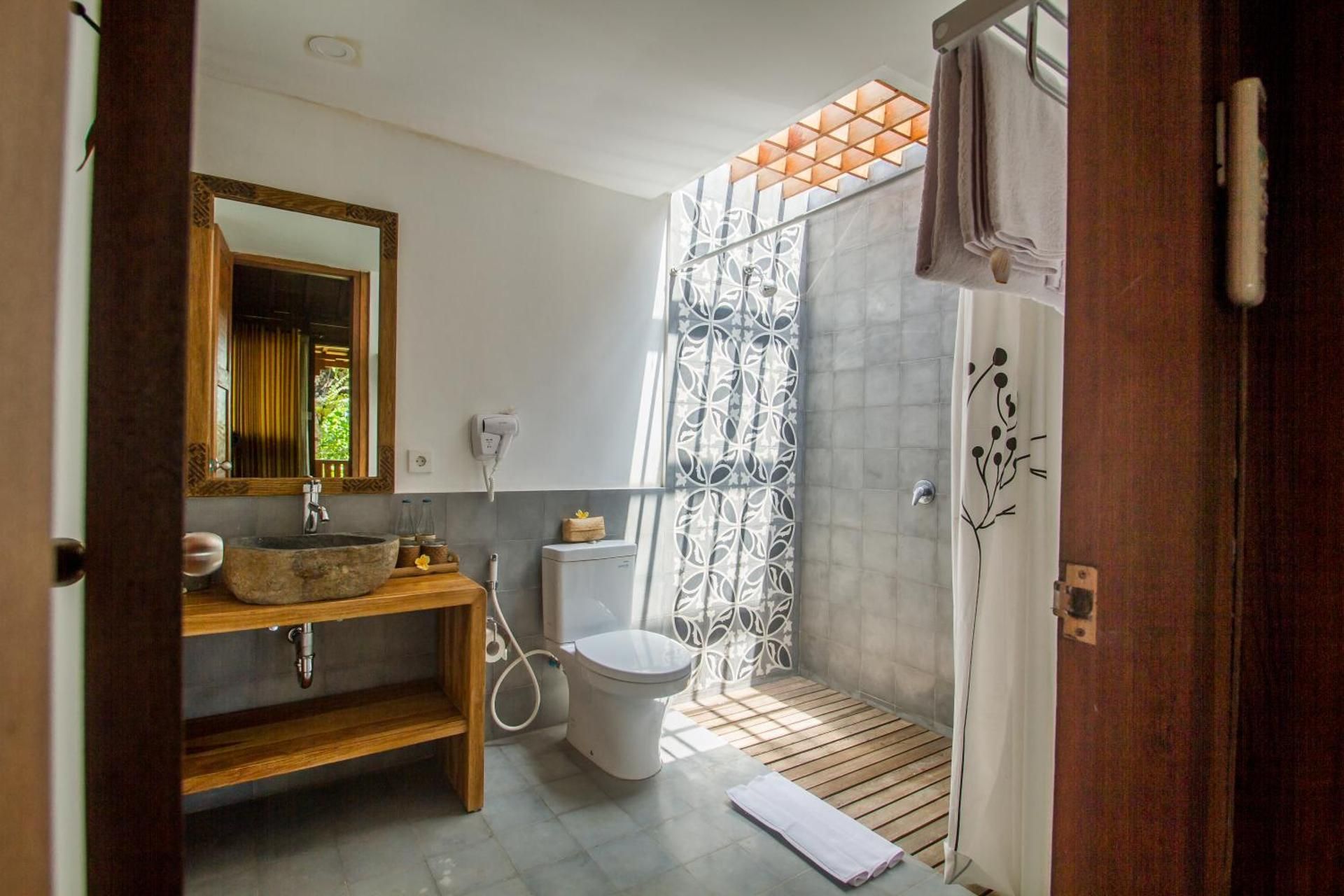 Double Room with Pool View