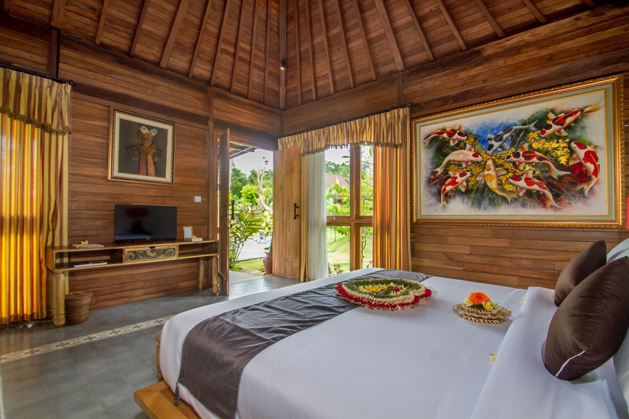 Double Room with Pool View