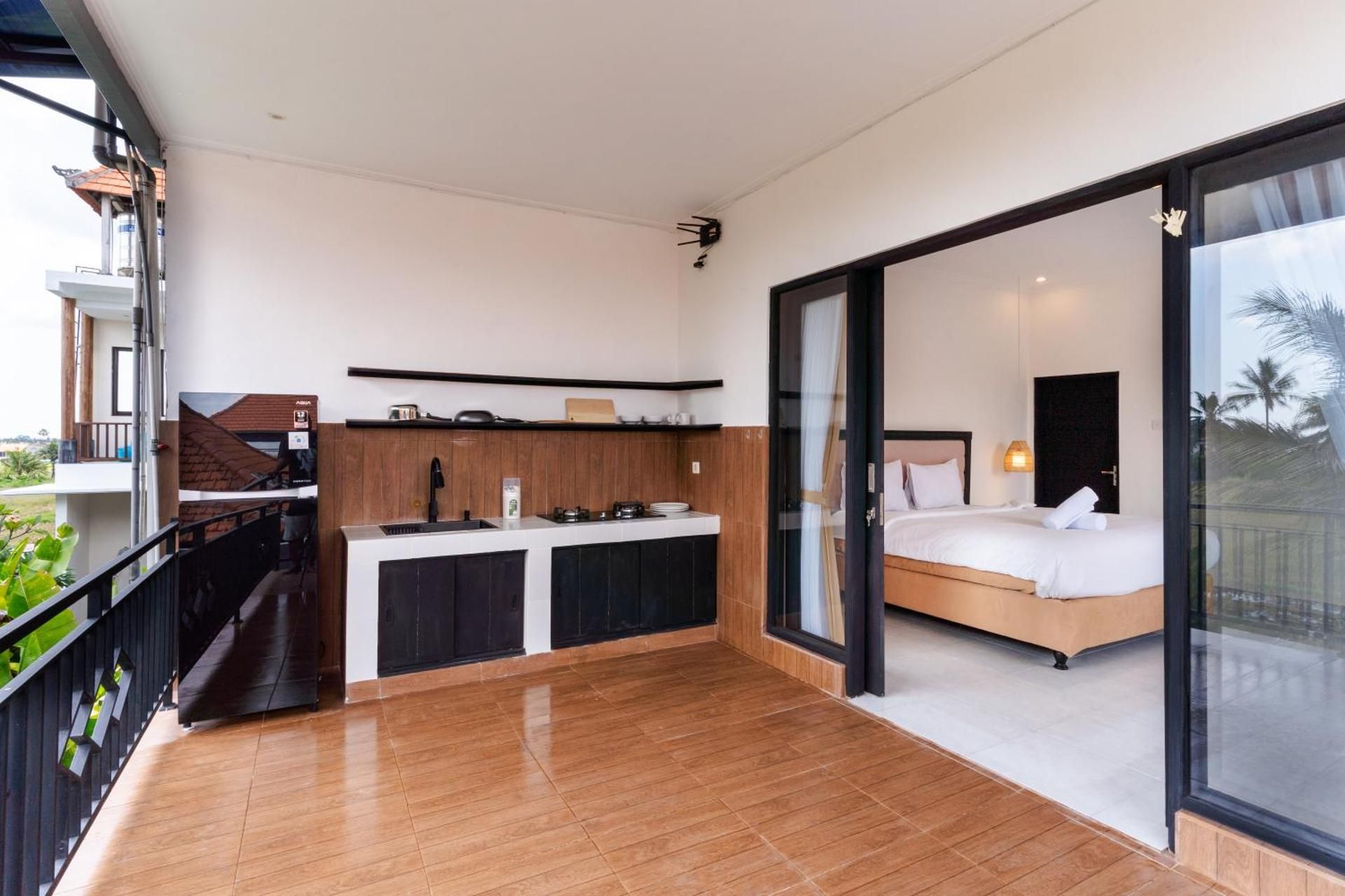 Apartment with View and Balcony