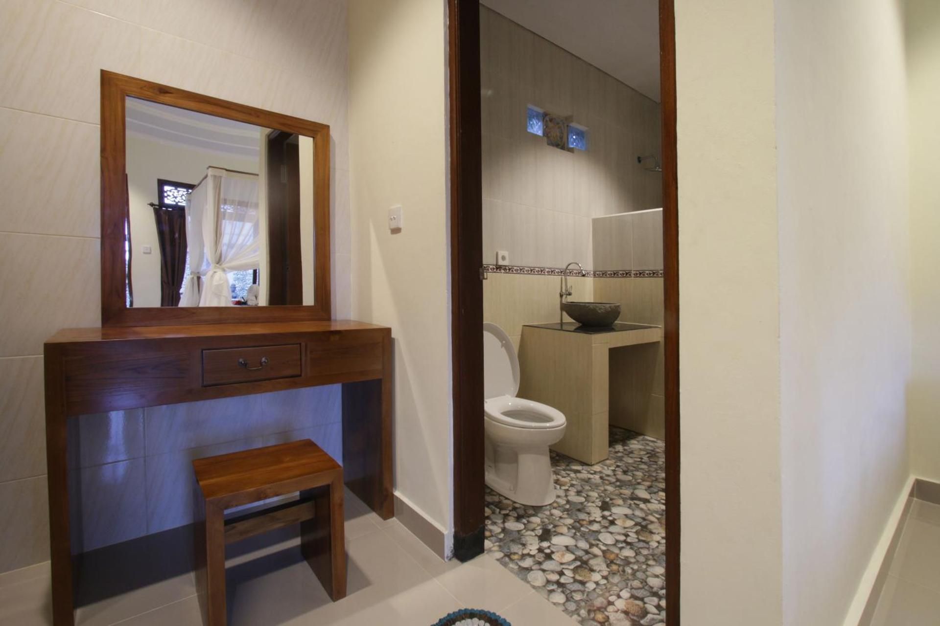 Double Room with Pool View