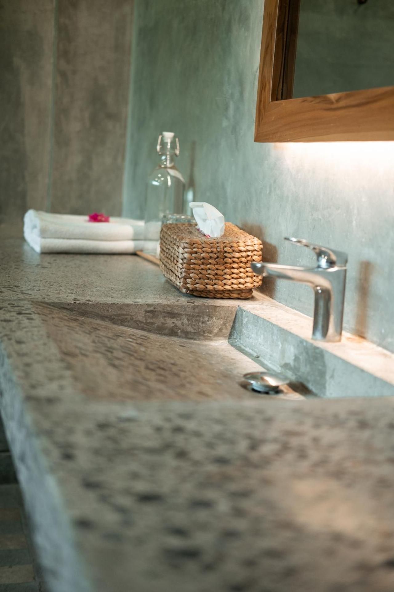 Mangroove Bay Boutique Hostel Double Room 2