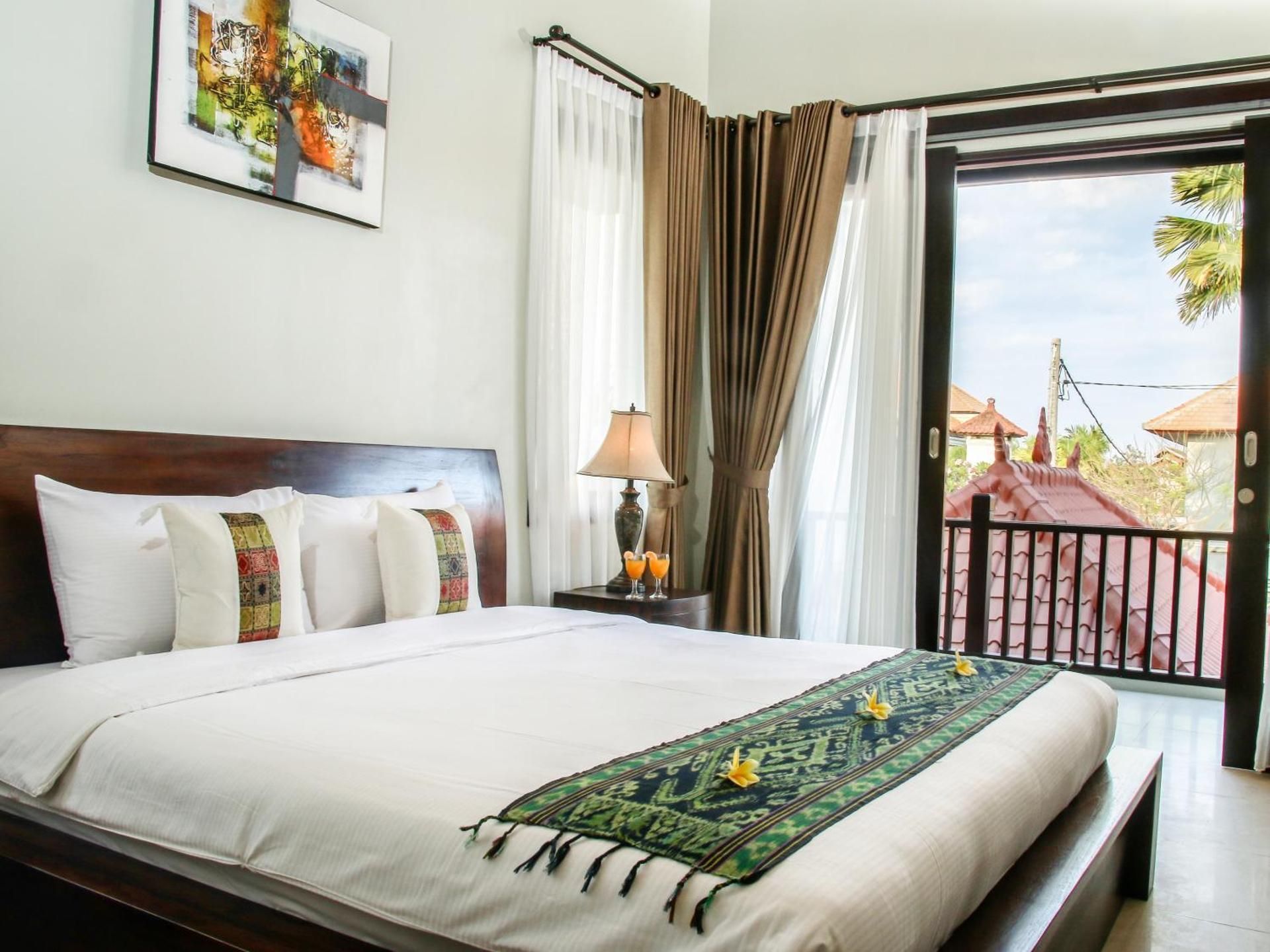 Superior Double Room with Balcony