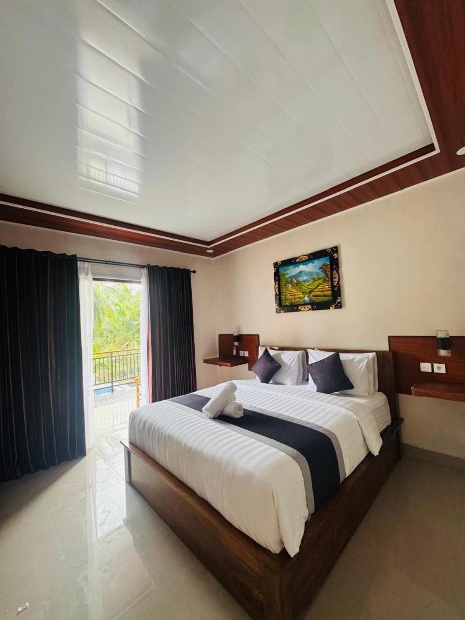 Double Room with Pool View