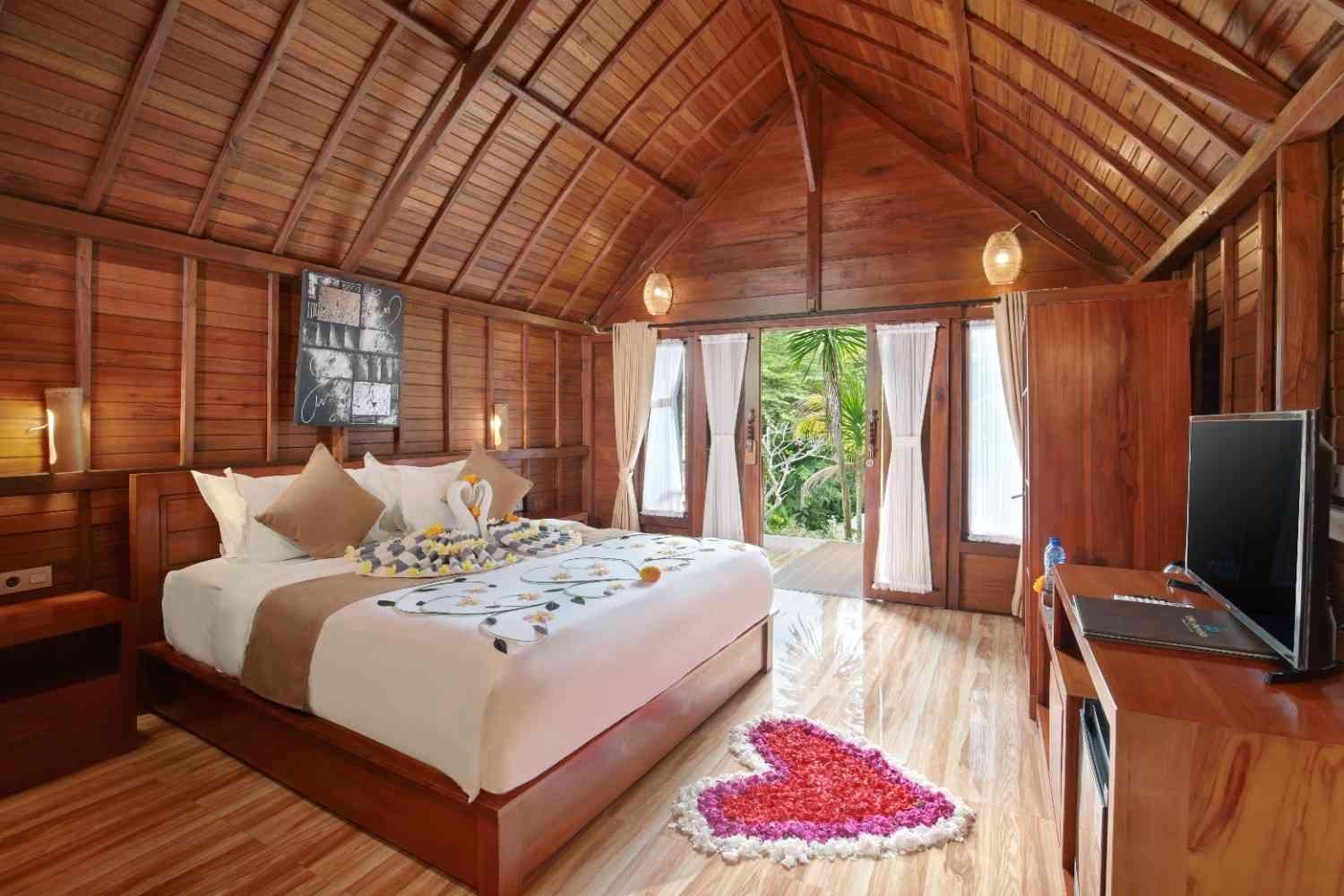 Deluxe Bungalow