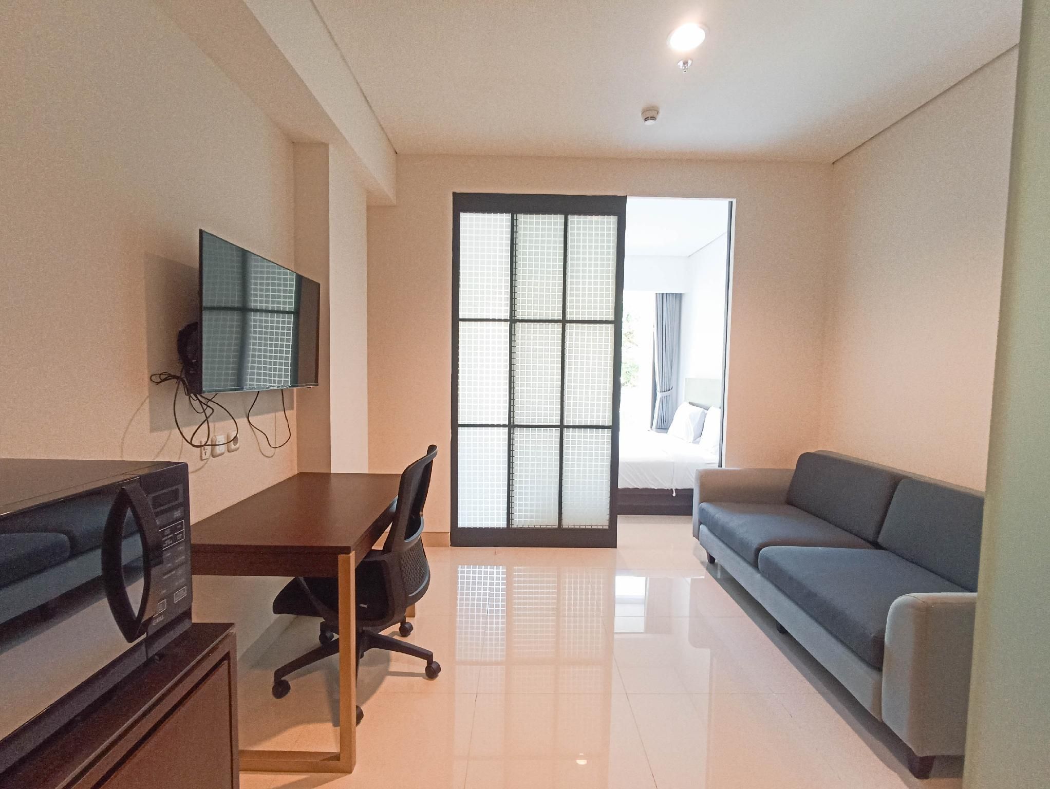 Studio Room