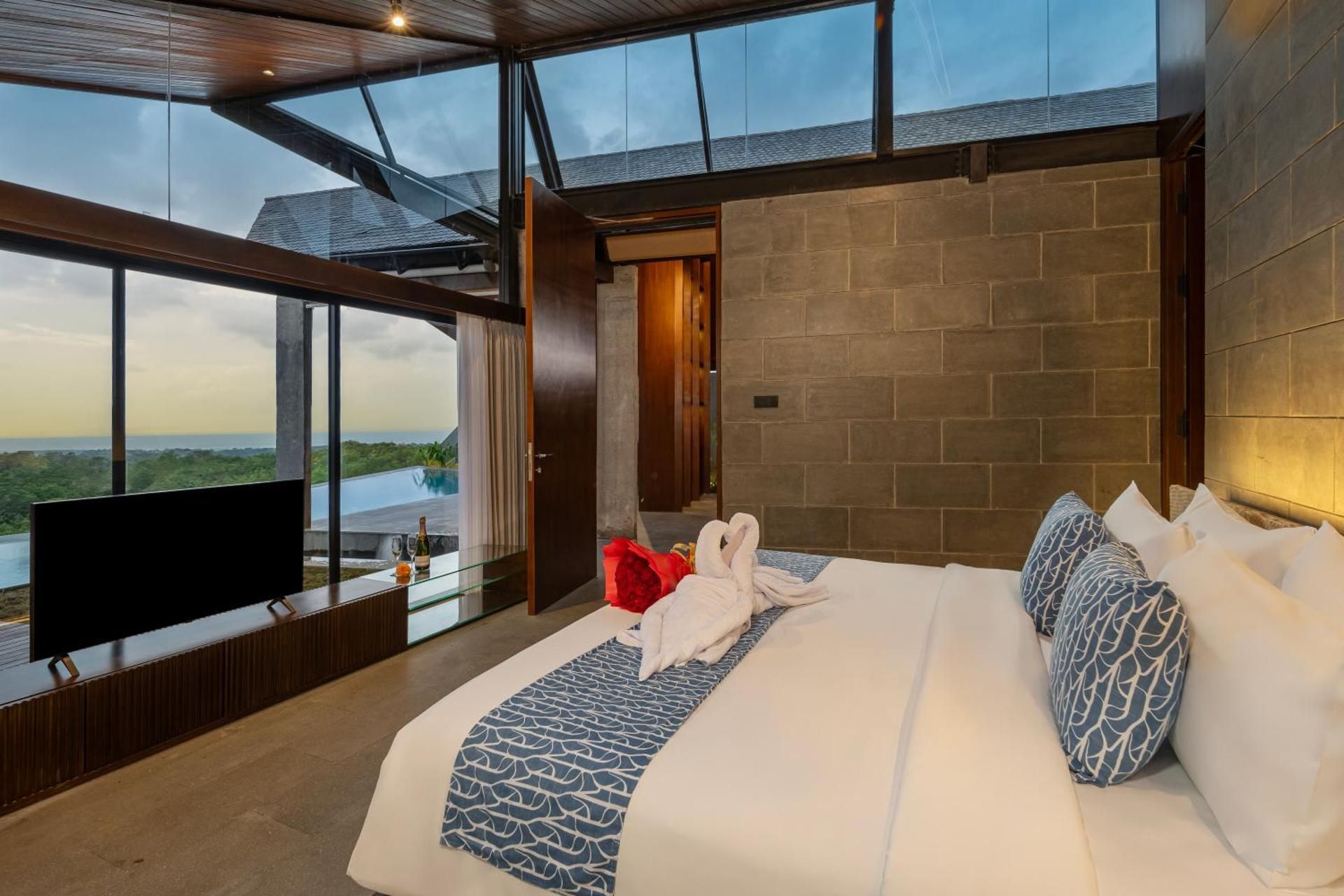 Villa with Sea View