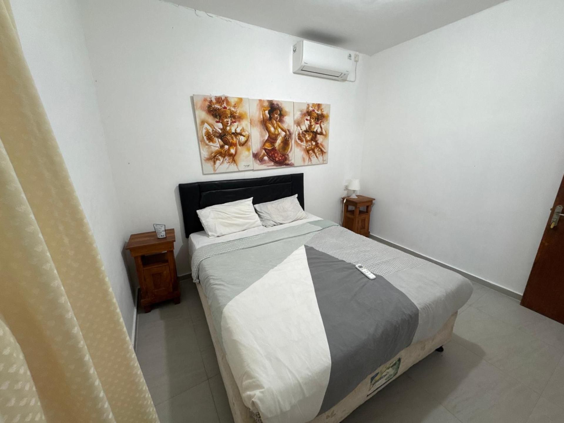 Double Room with Private External Bathroom