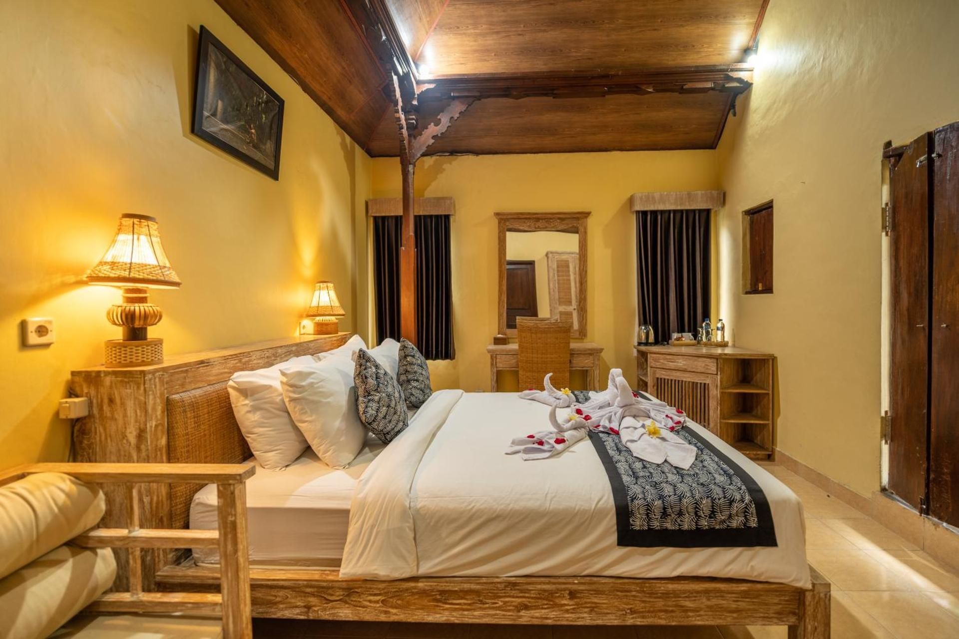 Deluxe Double Room with Bath